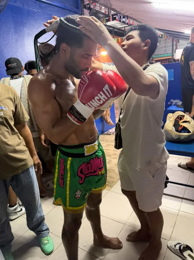 Gomin and Singdam at fight camp