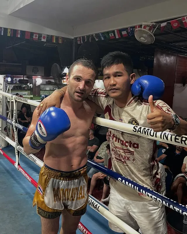 Kru Payu with a fighter in the ring, Koh Samui