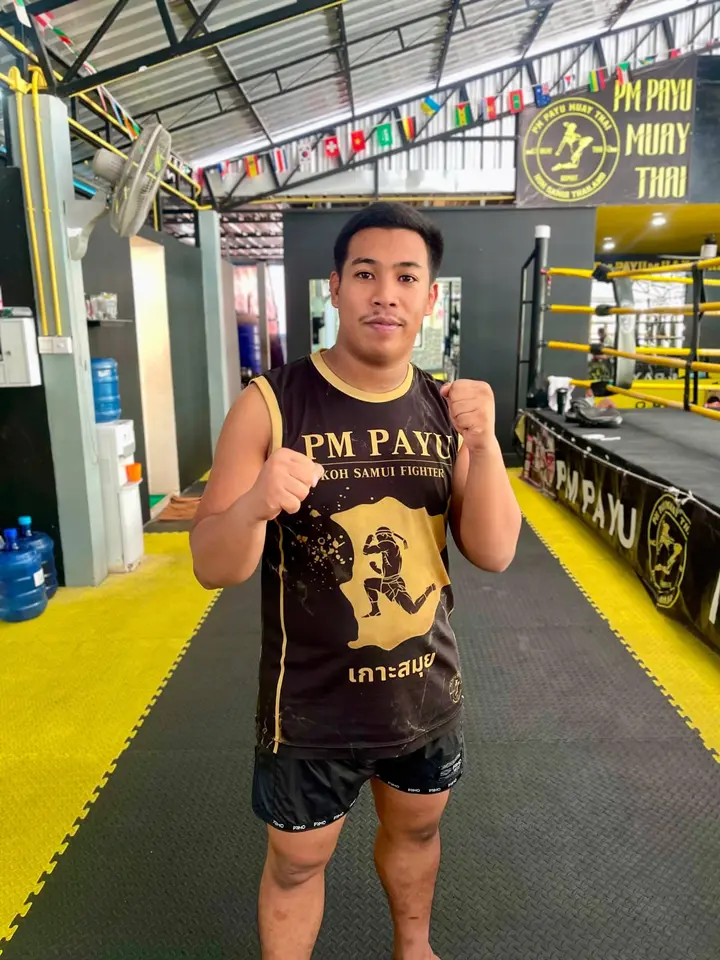 Kru Fa, Muaythai coach at PM Payu Muaythai in Bophut, Koh Samui, Thailand